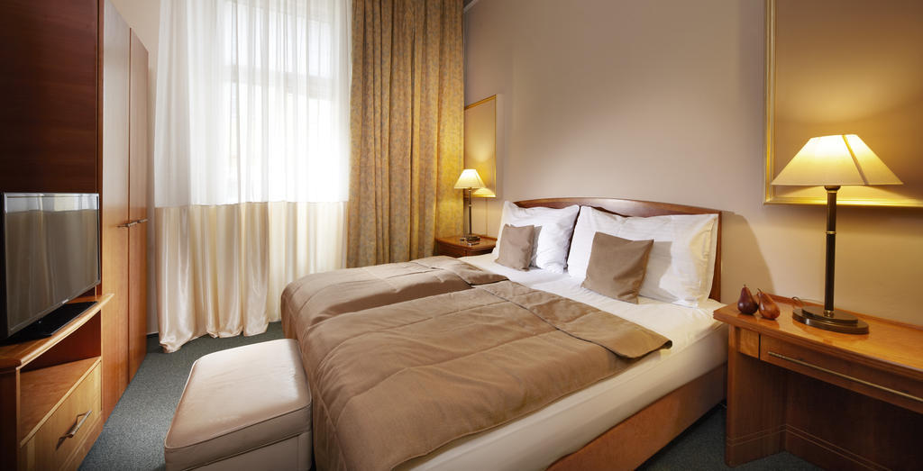 Dr. Adler Spa & Kurhotel Františkovy Lázně Exterior foto
