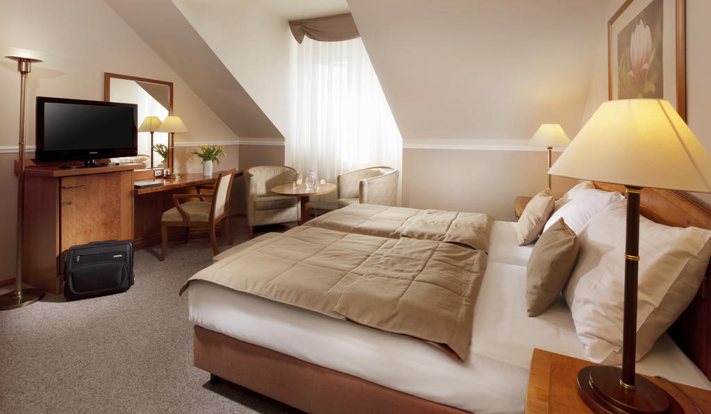 Dr. Adler Spa & Kurhotel Františkovy Lázně Habitación foto