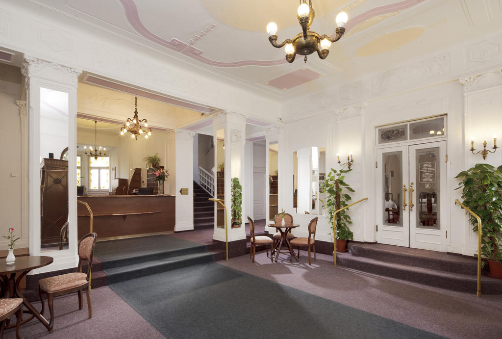 Dr. Adler Spa & Kurhotel Františkovy Lázně Exterior foto