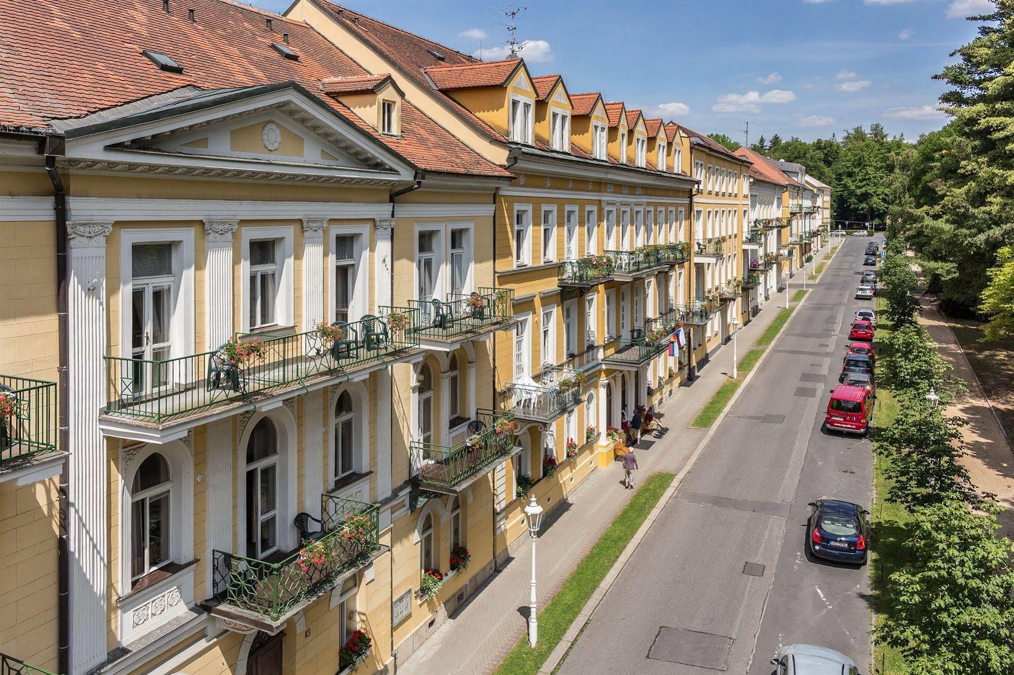 Dr. Adler Spa & Kurhotel Františkovy Lázně Exterior foto
