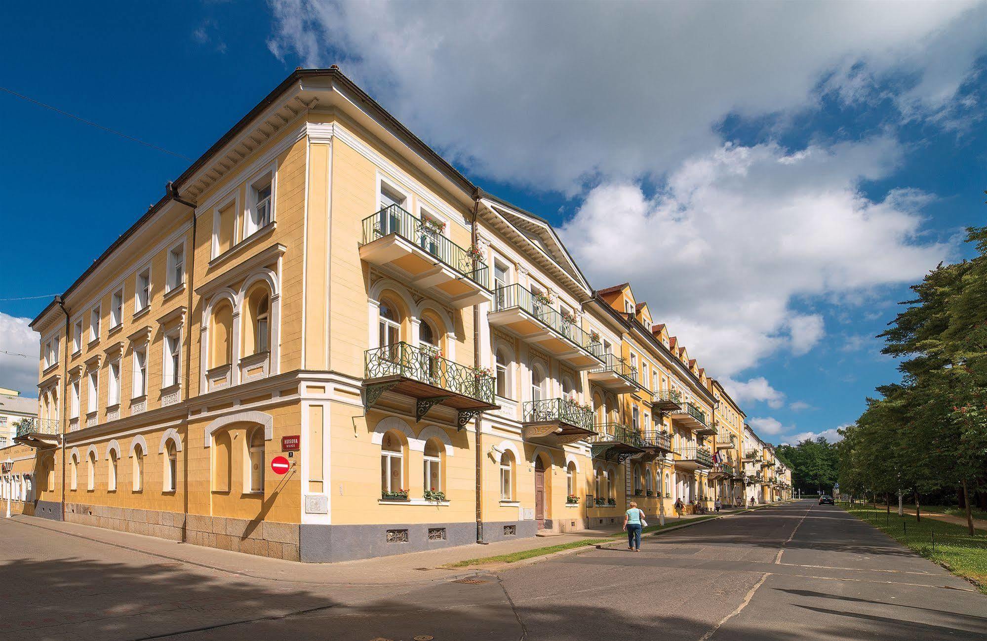 Dr. Adler Spa & Kurhotel Františkovy Lázně Exterior foto